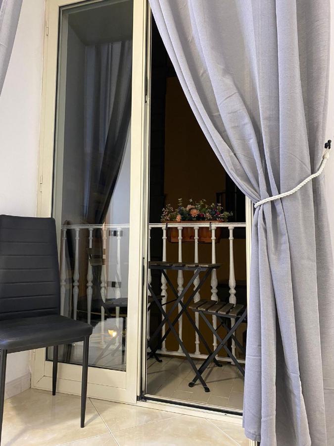 De Lollis Apartments Napoli Exterior foto