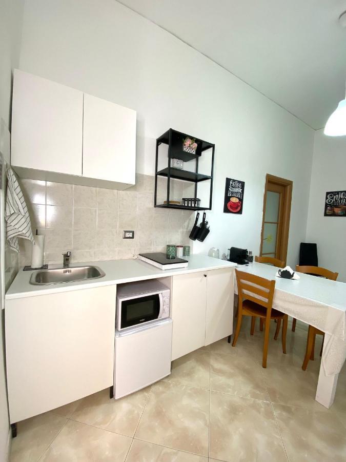 De Lollis Apartments Napoli Exterior foto